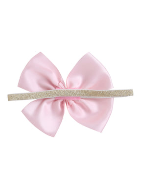 Fit for royalty, this adorable pink and gold baby set announces your little one’s arrival in true princess style!