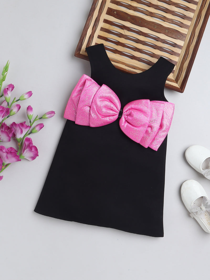 TINY MINY MEE Sleeveless Bow Applique Detailed Shimmered Dress