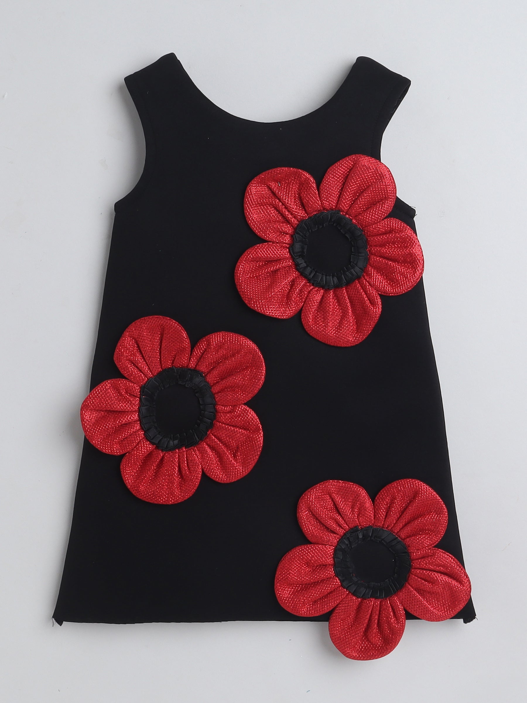 TINY MINY MEE Sleeveless Floral Applique Detailed Dress - Black