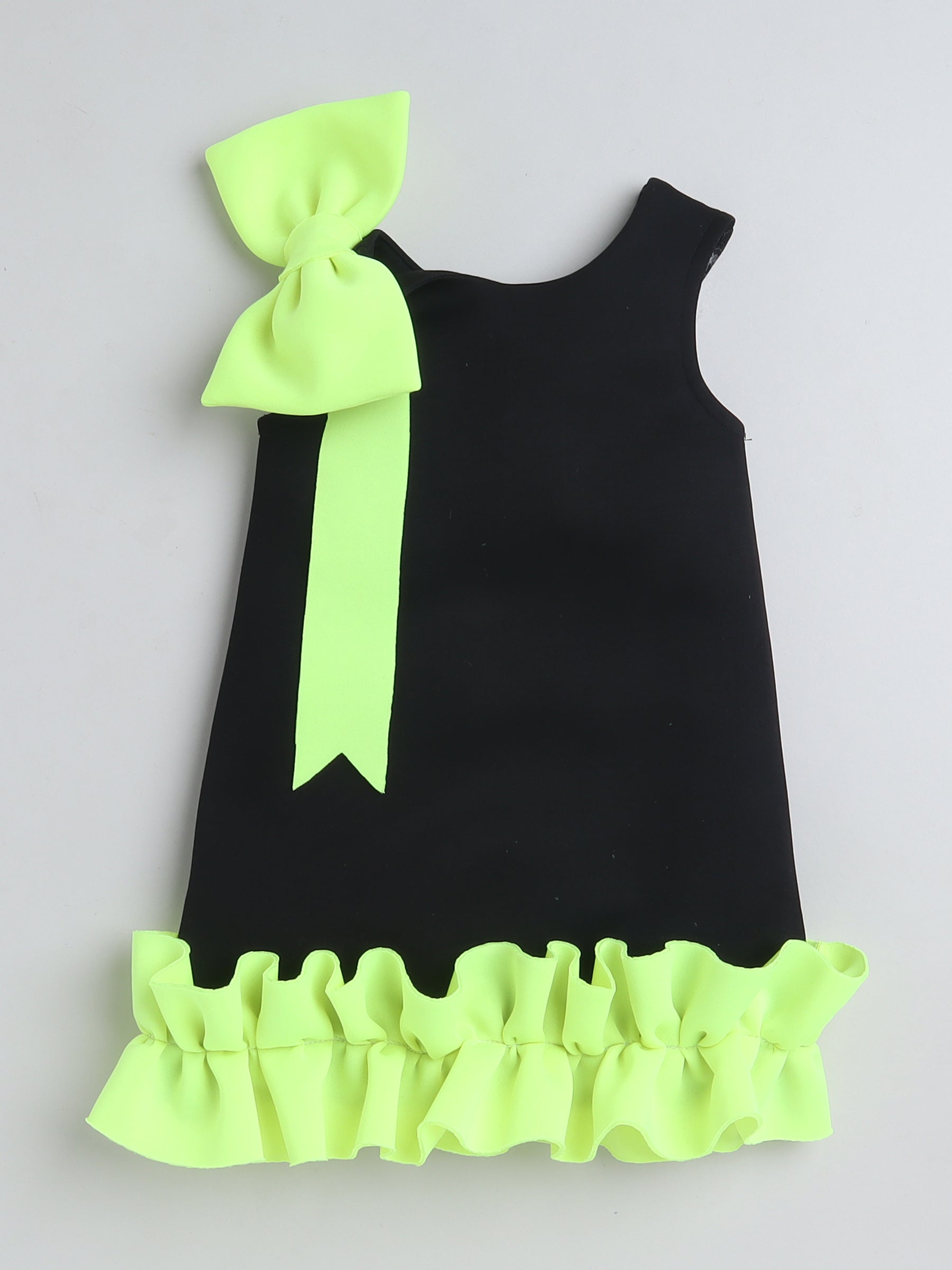 TINY MINY MEE Sleeveless Frill & Bow Applique Detailed Dress
