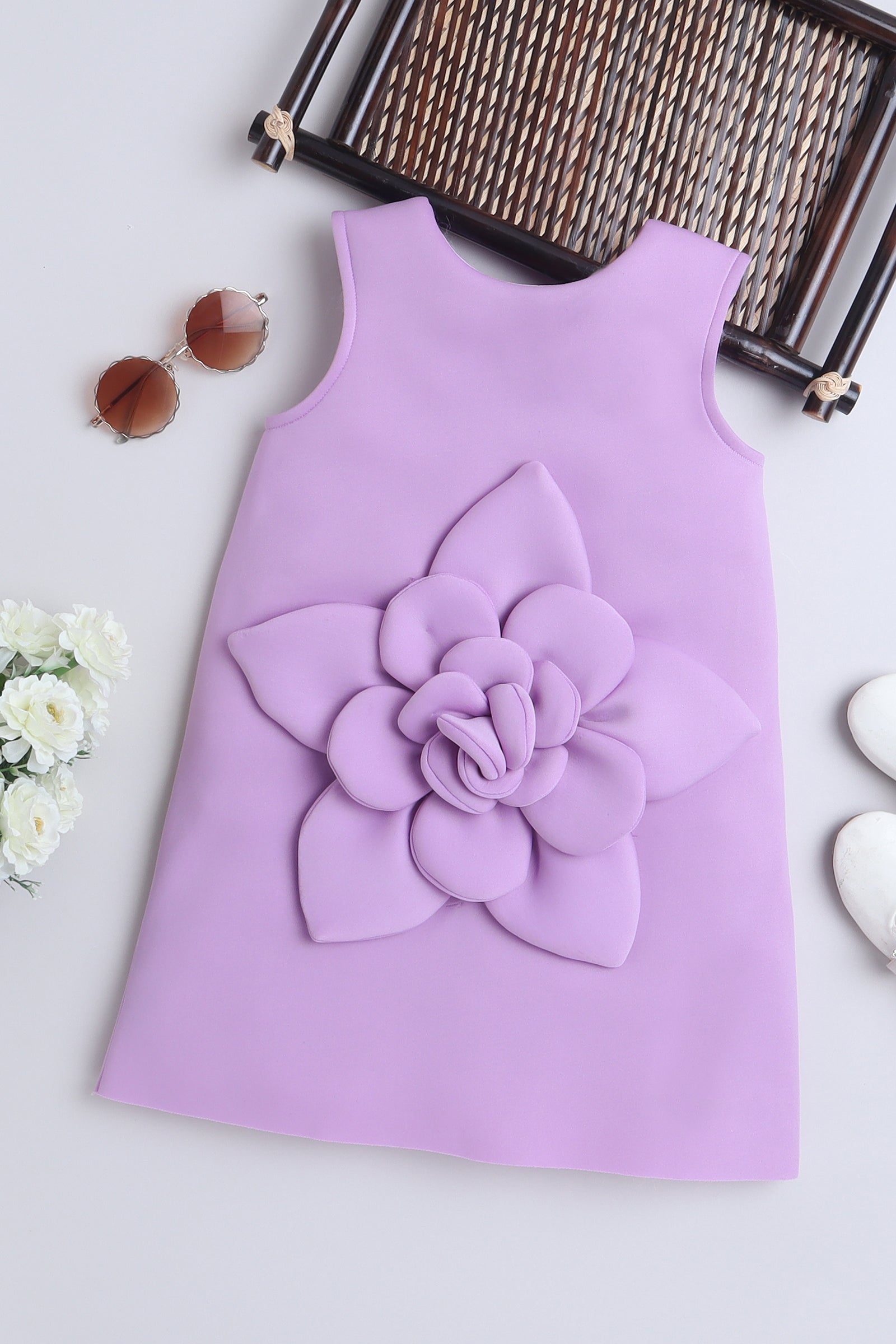 TINY MINY MEE Sleeveless Floral Applique Detailed Dress