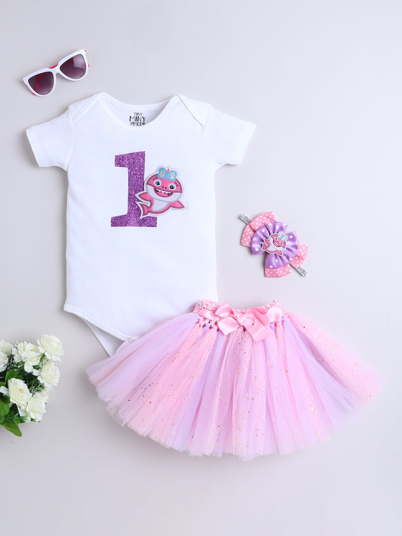 "Adorable Pink Shark 1st Birthday Outfit Set for Baby Girl"