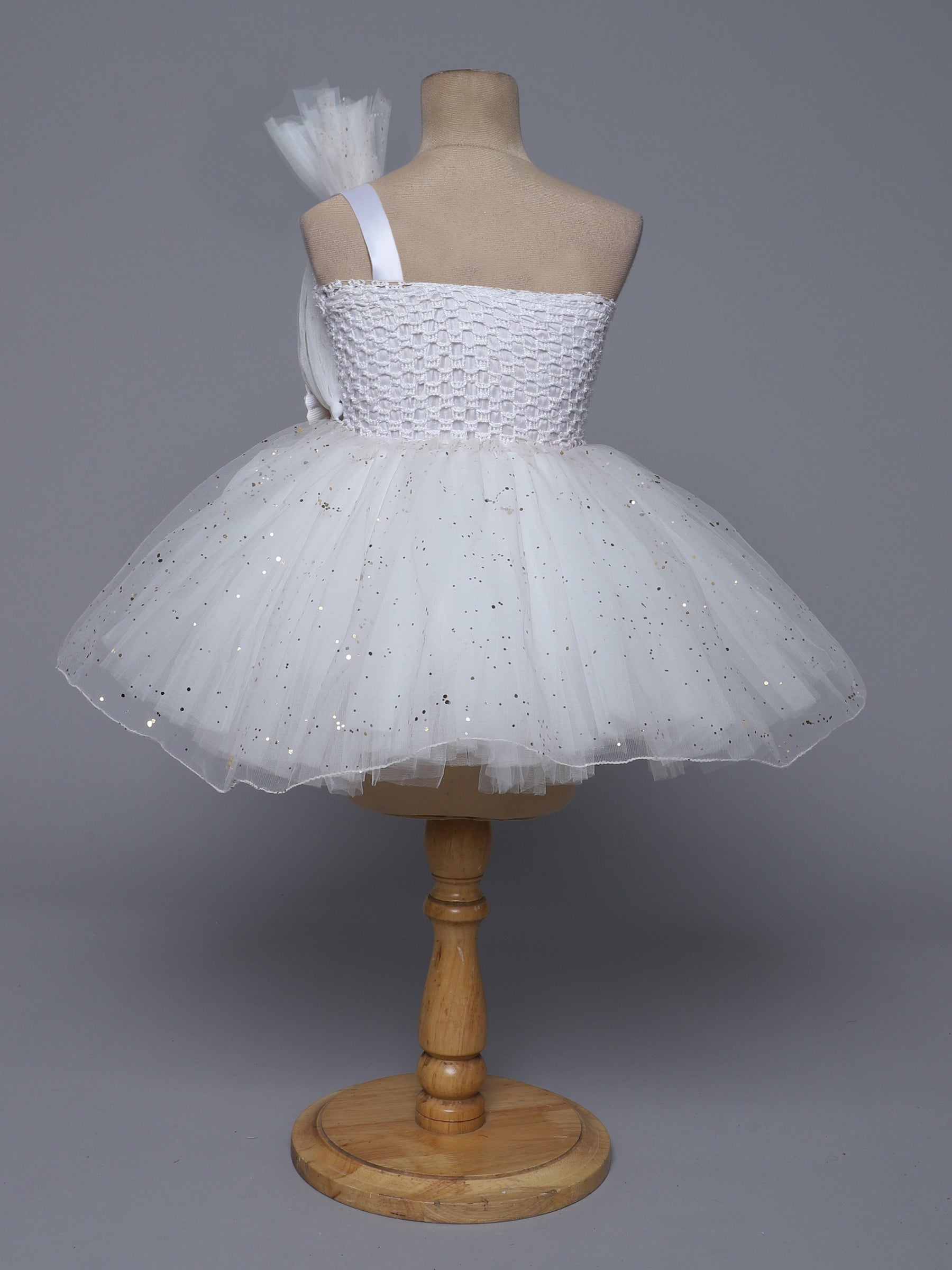 "White Elegance – One Shoulder Knee Length Party Dress with Floral Accents"
