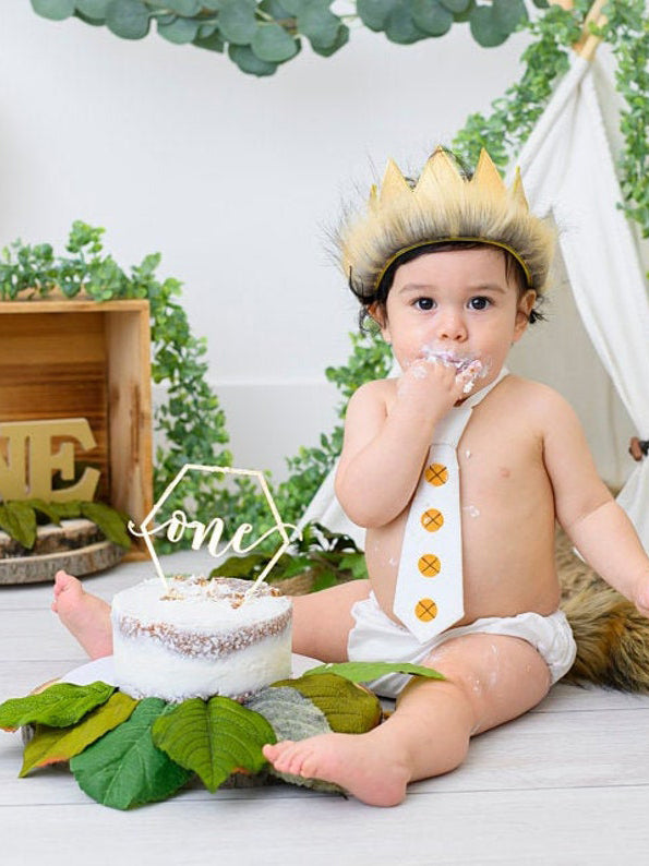 TINY MINY MEE GLACE COTTON WILD ONE BABY PHOTOSHOOT OUTFIT INCLUDES BLOOMER, CROWN AND TIE-WHITE