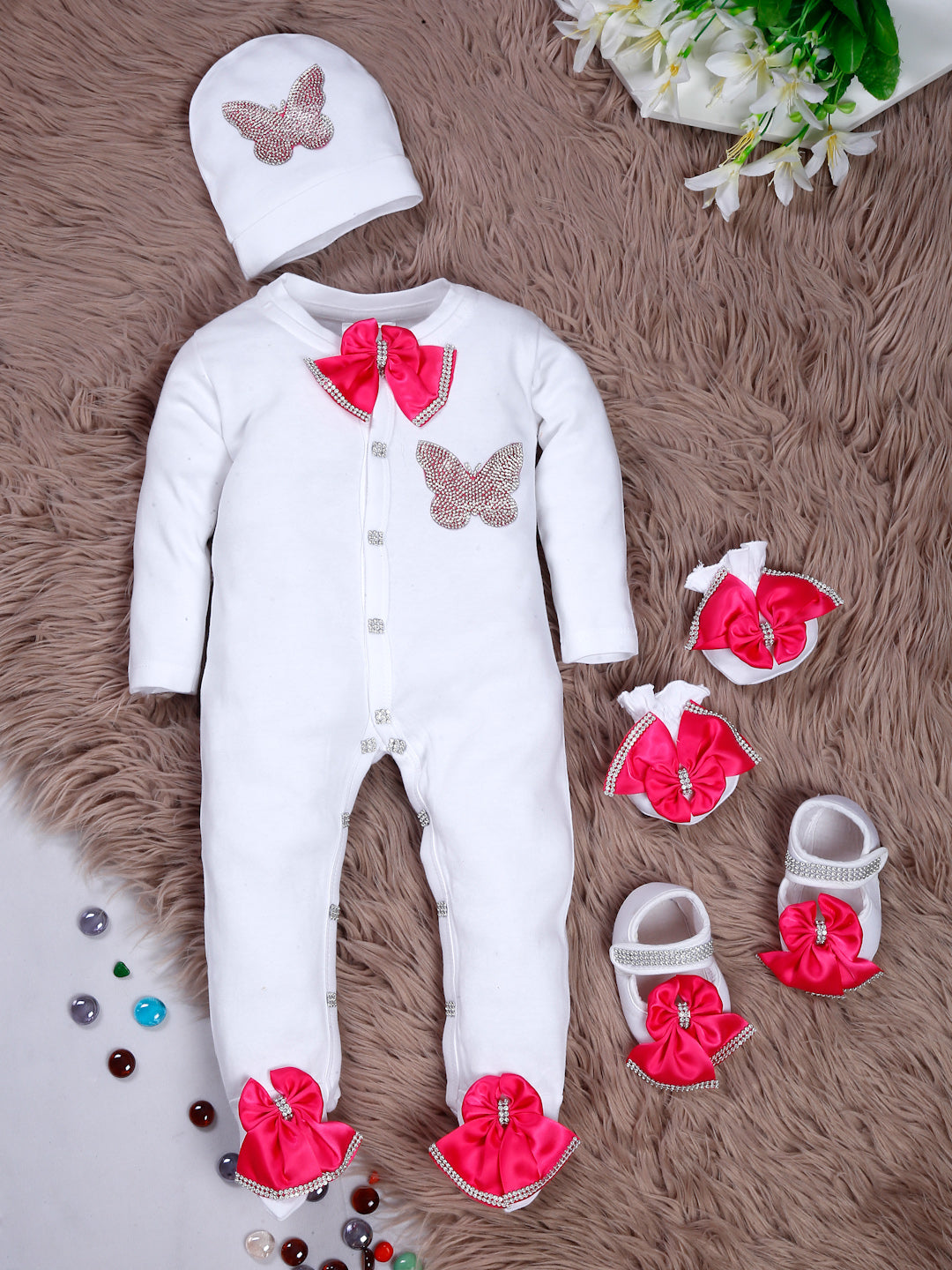 TINY MINY MEE FUCHSIA BUTTERFLY SLEEPSUIT SET WITH SHOES-WHITE